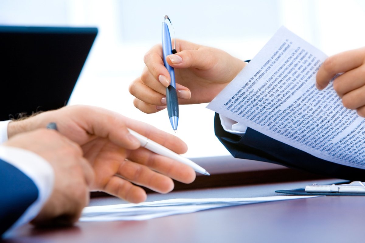The benefits for companies that consider headhunting